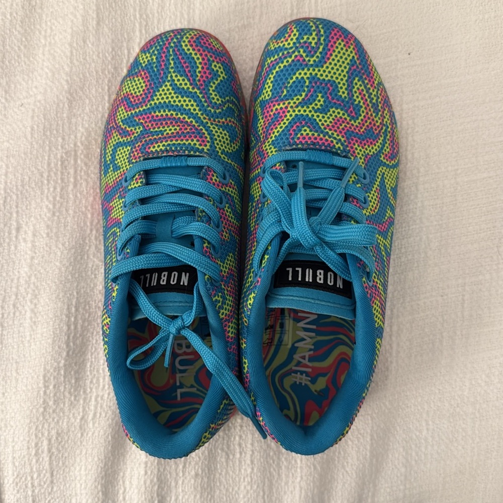 NOBULL neon swirl trainers - Picture 2 of 4